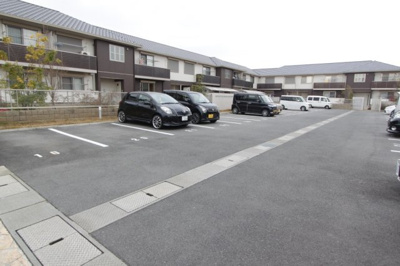 【駐車場】 | ヴィフレーヴ