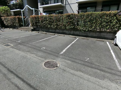 【その他共用部分】 | ディアス赤坂 | 駐車場です