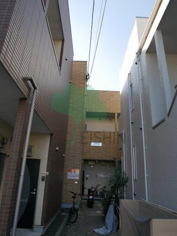 stage吉塚のエントランス