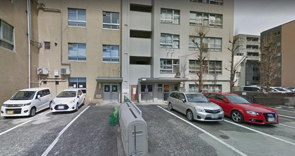 博多駅東3丁目住宅の駐車場