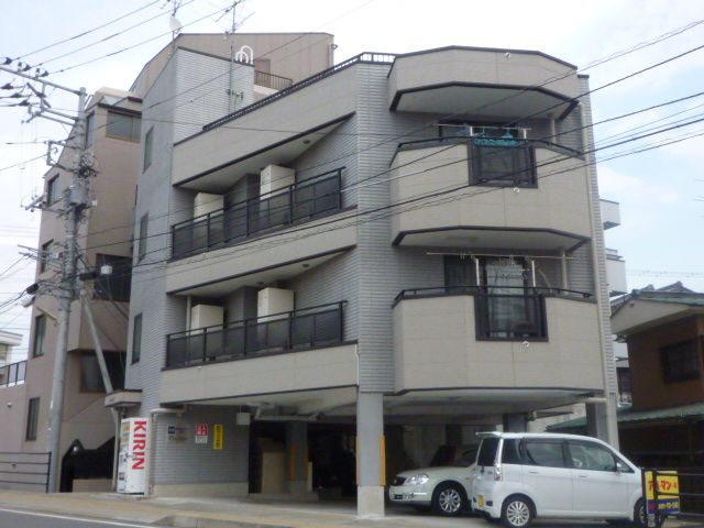 パシアンKATORIⅢの外観