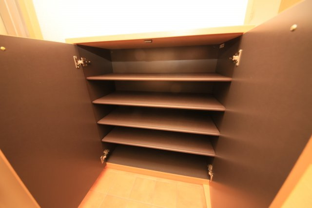 カーサ萌夢の収納