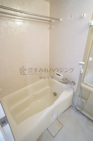 グランドール宝塚の浴室