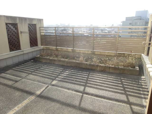 グランドール宝塚のバルコニー