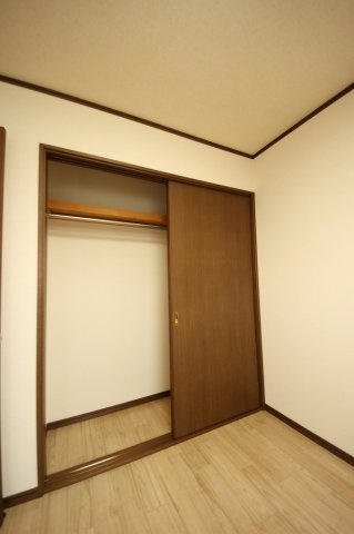 塚原マンションＡ棟の収納|大きなスペースがあり、収納には困りません