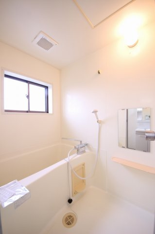 塚原マンションＡ棟の浴室|日々の暮らしに欠かせないお風呂です