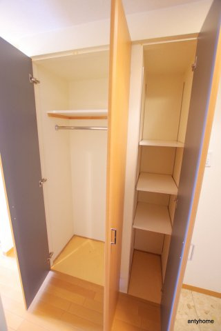 エスリード御堂筋梅田　仲介手数料無料の収納