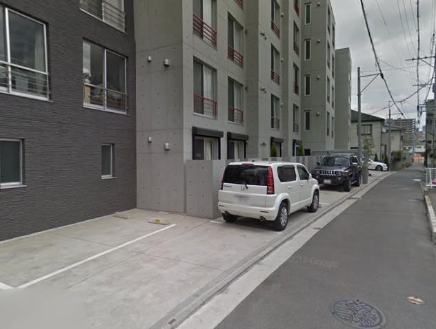 ブランシェ住吉の駐車場