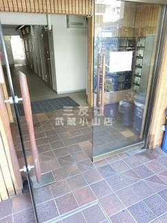 【エントランス】