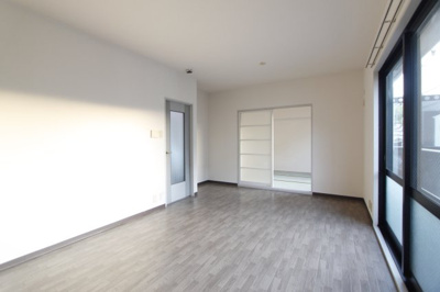 【居間・リビング】 | ローレルⅡＡ | 使いやすいリビングです