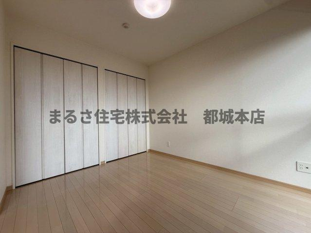 スカイコート大王の洋室
