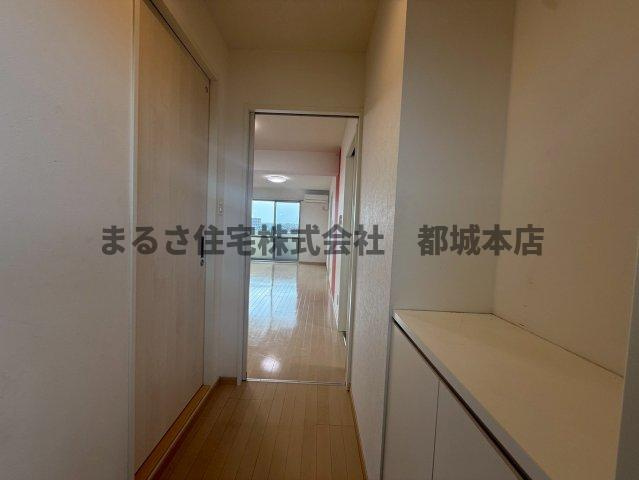 スカイコート大王の玄関