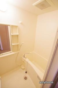 プレサンス梅田フロンティア　仲介手数料無料の浴室