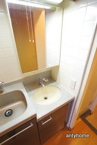 プレサンス梅田フロンティア　仲介手数料無料の洗面所