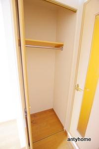 プレサンス梅田フロンティア　仲介手数料無料の収納