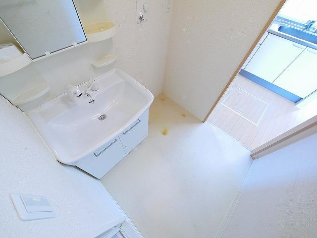 グレイスコートＤ・Ｅ・Ｆの設備|コンパクトで使いやすい洗面所