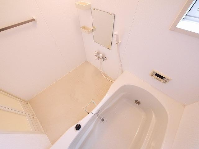 グレイスコートＤ・Ｅ・Ｆの浴室|ゆったり過ごせるお風呂です