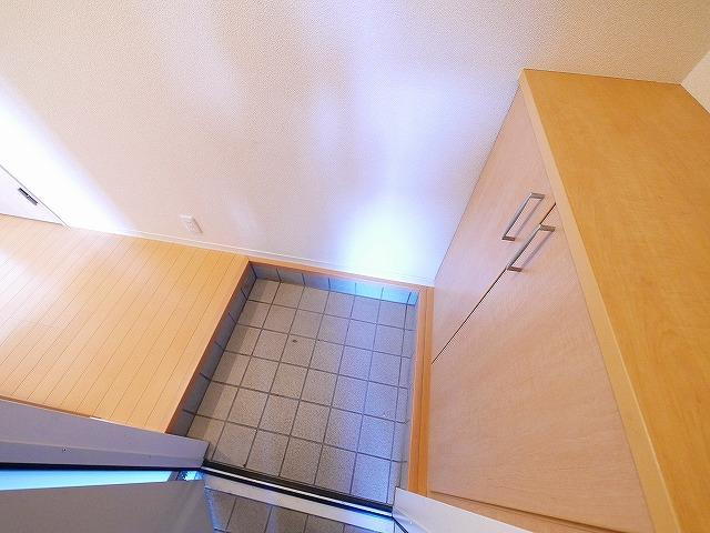 グレイスコートＤ・Ｅ・Ｆの玄関|シンプルで使いやすい玄関です