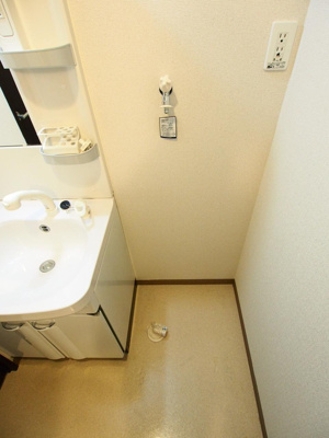 【設備】 | スリーハーブズ狭山Ⅰ番館 | 室内洗濯機置場