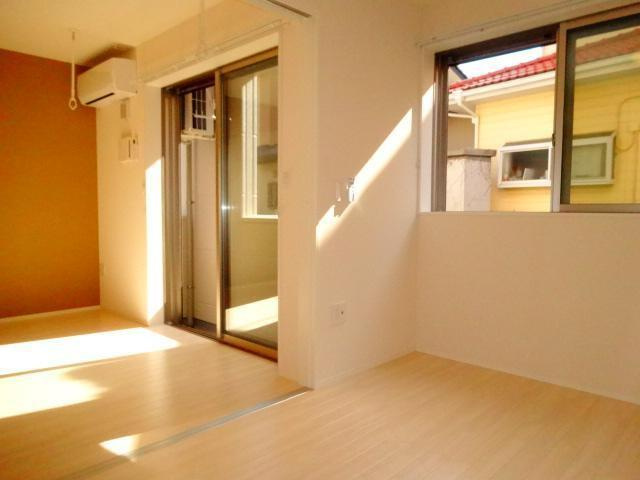 ＮＦコーポ1号館の洋室