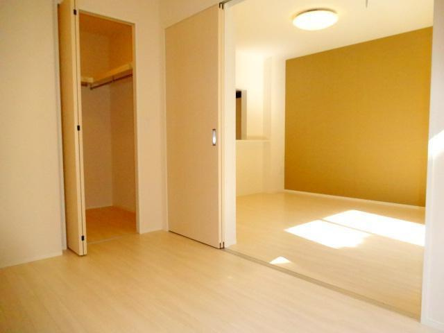 ＮＦコーポ1号館の洋室