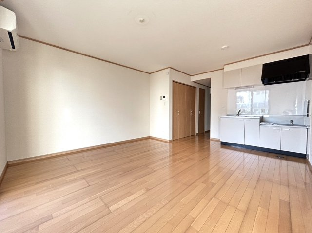 クレストハウスの居間・リビング