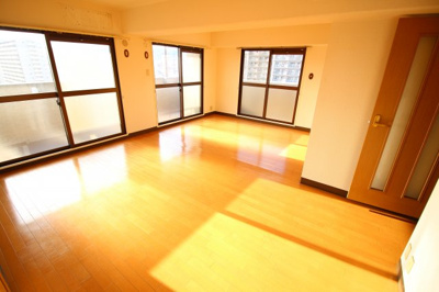 【居間・リビング】 | ワコーレプラザ御屋敷