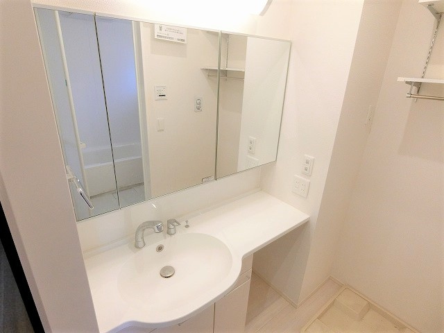 サンコート宮沢の独立洗面台