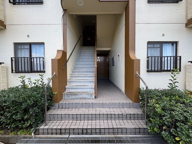 エミネンス立矢のエントランス