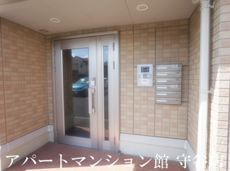 【エントランス】