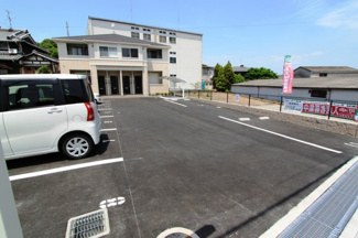 【駐車場】