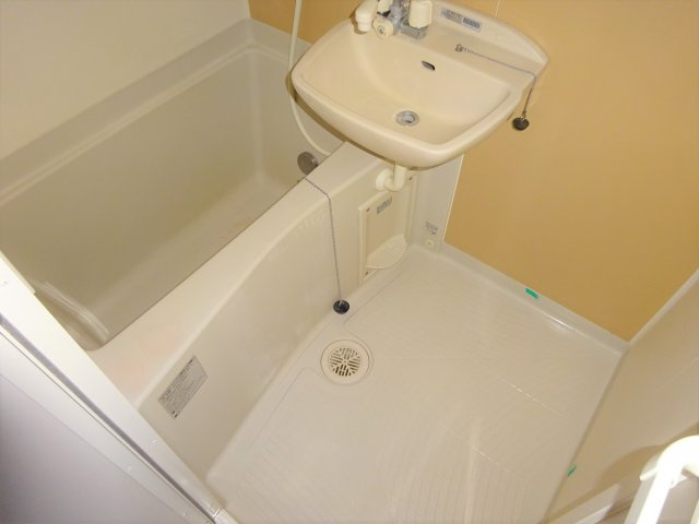 レスペデザ小岩の浴室