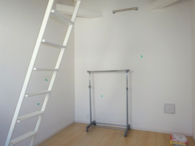 レスペデザ小岩の洋室