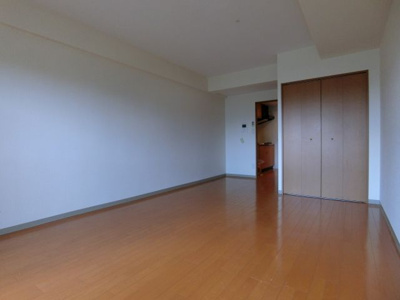 【洋室】 | メゾンリバー・サイド