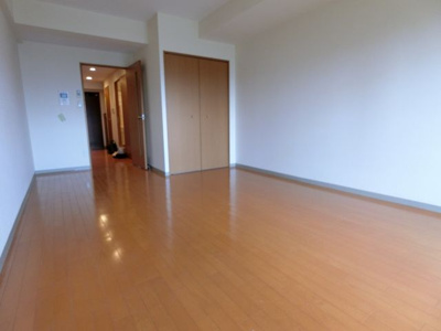 【洋室】 | メゾンリバー・サイド