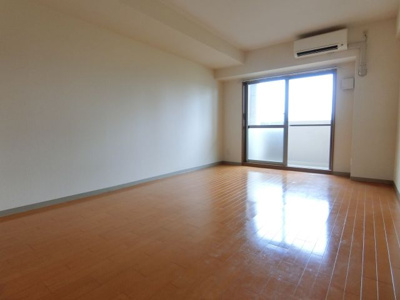 【居間・リビング】 | メゾンリバー・サイド