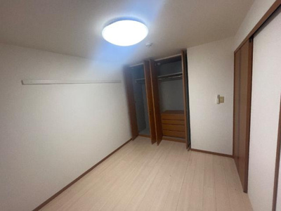 【洋室】 | パインヒルズⅠ