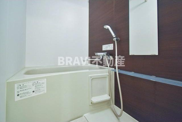 TLRレジデンス本町WESTの浴室