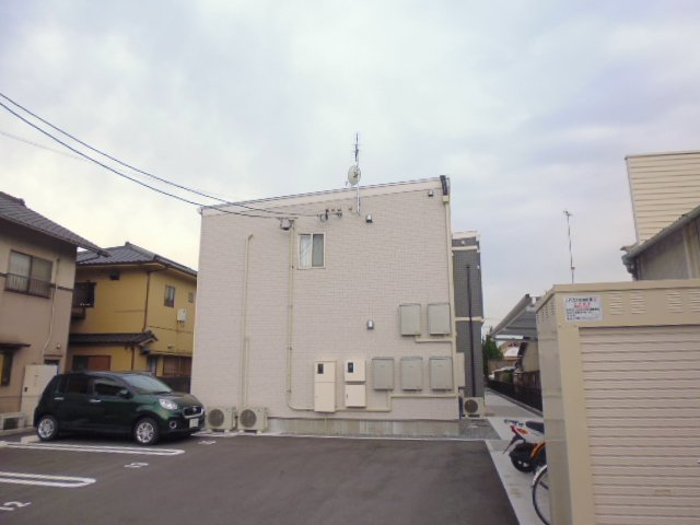 グレイス天王Ⅱの駐車場