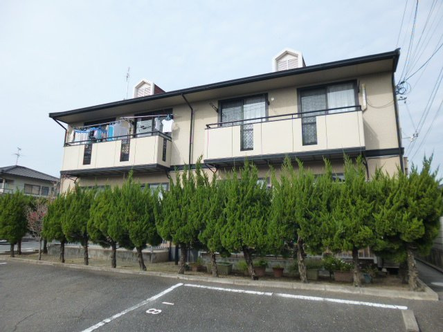 都窪郡早島町前潟のアパートの外観
