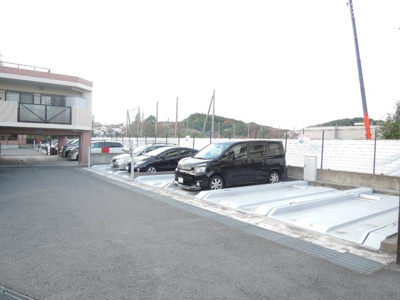 【駐車場】 | ダイアパレスつづきの丘
