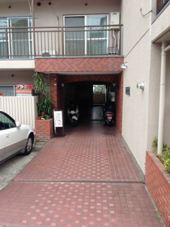 【エントランス】