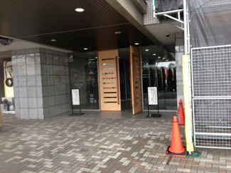 【エントランス】 | JR南武線「久地」駅徒歩10分の好立地！東急田園都市線「溝の口」駅徒歩20分の2線2駅利用可能！