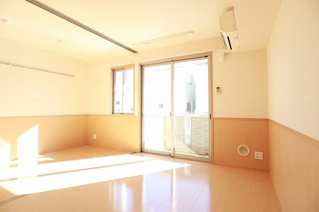 フェリスタ宮沢の居間・リビング