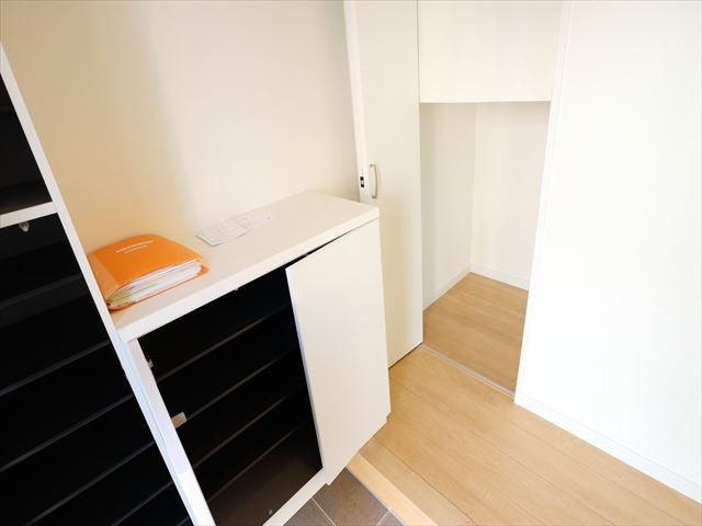 サンアモーレCの玄関