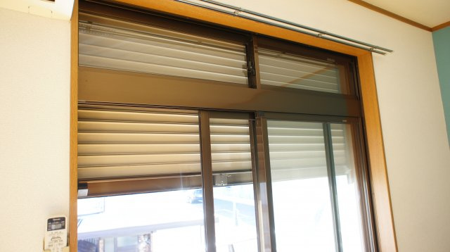 【セキュリティ】 | ベルクレール本町 | 防犯シャッター付いてます