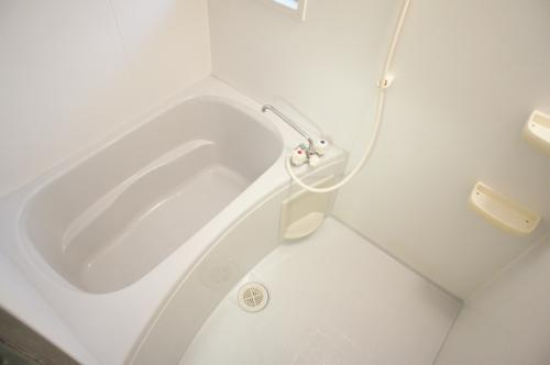 【浴室】 | ベルクレール本町 | コンパクトで使いやすいお風呂です