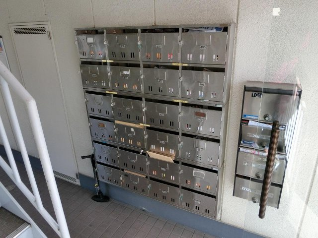 TOYOマンションのエントランス|TOYOマンション　集合ポスト