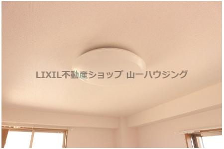 【設備】 | モンターナ元町 | 照明器具