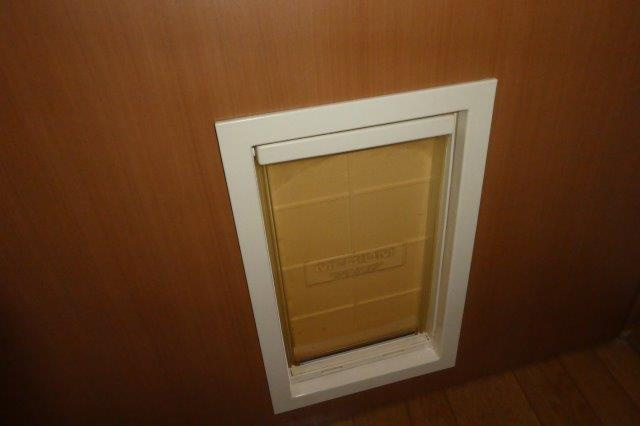 ロジュマンの設備|ペット用くぐり戸